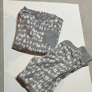 La Vie En Rose Gray and White Pajama Set